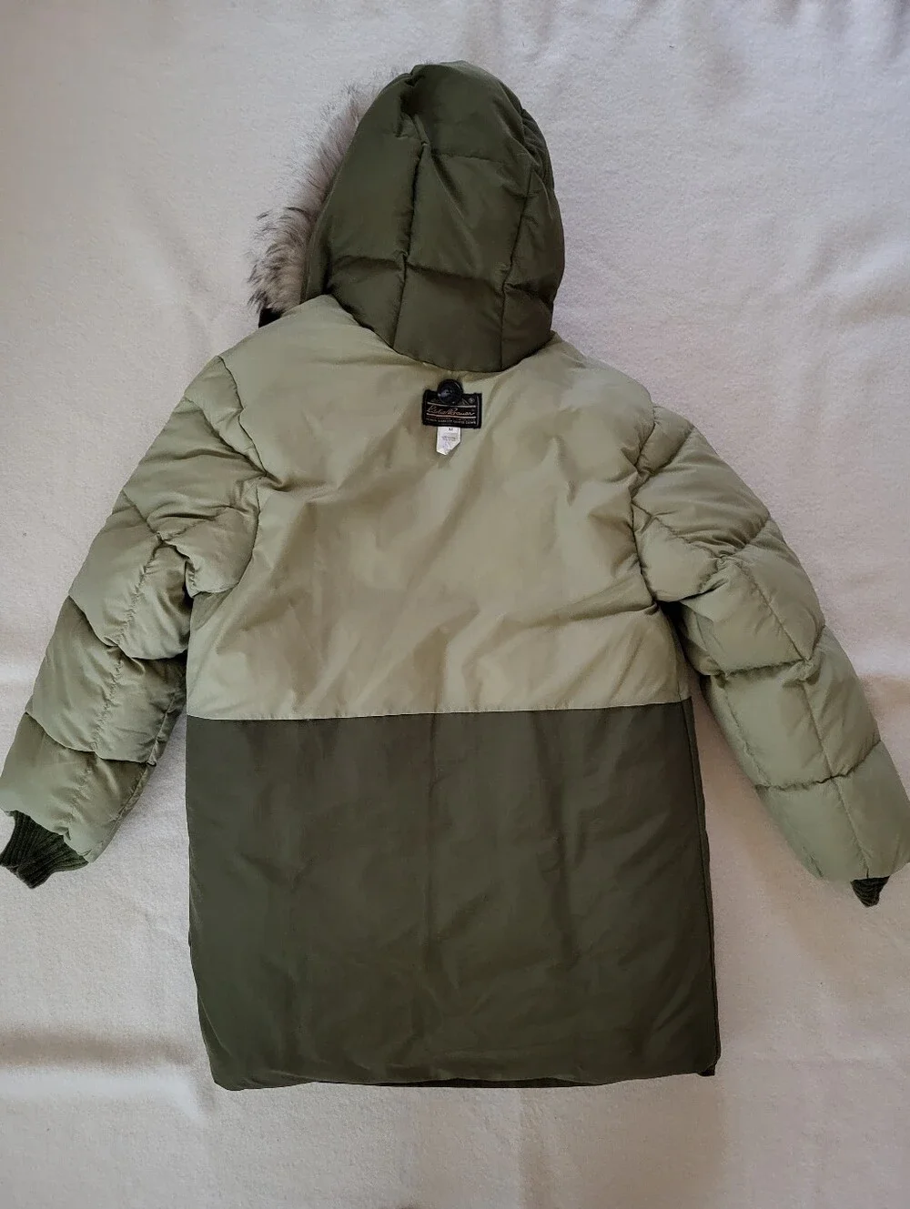 Vintage Eddie Bauer goose Down Coat, Men's Size Medium, Fur trim around the Hood